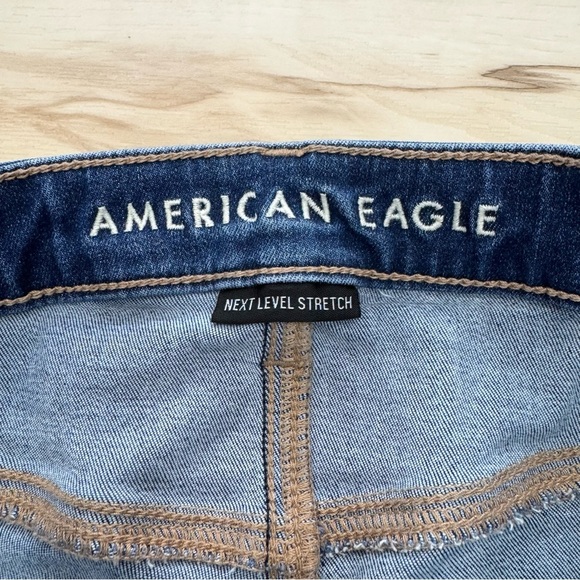 American Eagle Super High Rise Jegging-Size 8 Short Blue wash Skinny Jeans - Picture 5 of 7